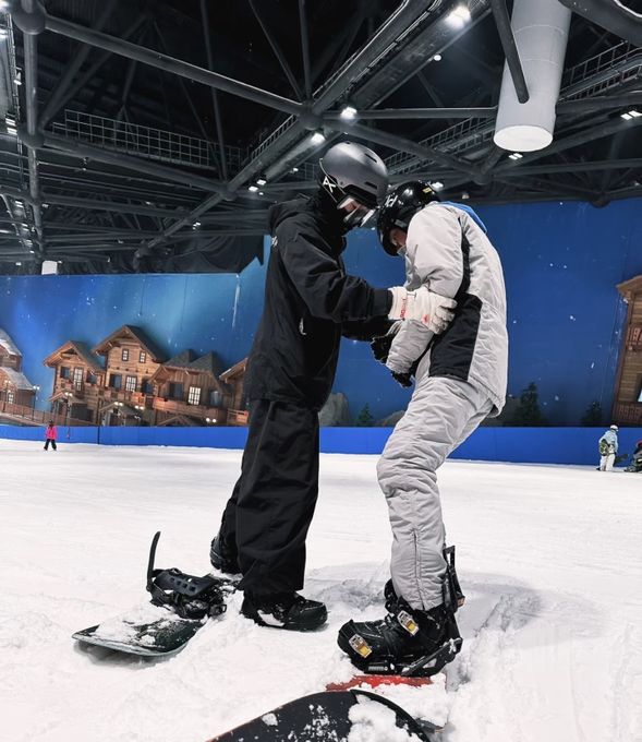 โค้ชสกีที่ได้รับการรับรองระดับสากล
ดูแลคุณตลอดการเรียน พร้อมมอบคลาสเรียนเข้มข้น 2 วัน รวม 14 ชั่วโมงเต็ม