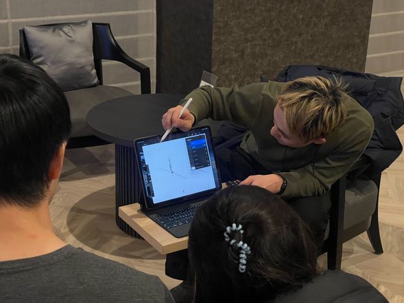 จัดคลาสทฤษฎีภาคค่ำแบบใกล้ชิด
ช่วยยกระดับทักษะการเล่นสกีของคุณให้ดีขึ้น