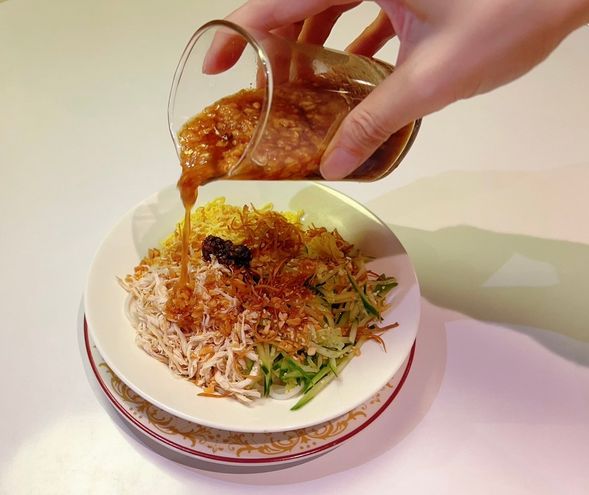 雲南風特製冷やし米麺