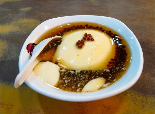 安平豆花(アンピンドウファ) (約30分)