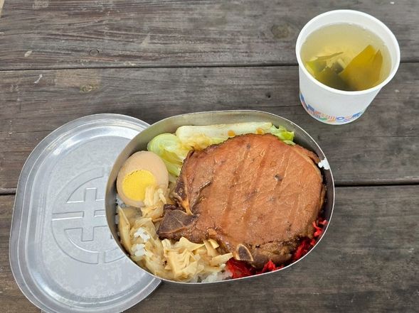 奮起湖散策(名物・奮起湖弁当をご利用)