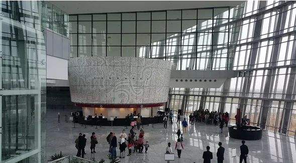 故宮南院見学(90分) (昼食軽食用意)※月曜日の場合は故宮南院は休みのため、代案として嘉義市内観光(嘉義市檜意生活村、北門火車站、阿里山森林鐵路車庫園區、 城隍廟)に変更となります。
17: 00 車利用で新幹線嘉義駅着、解散 ~
※オプションを購入する方には新幹線を利用して台北へ