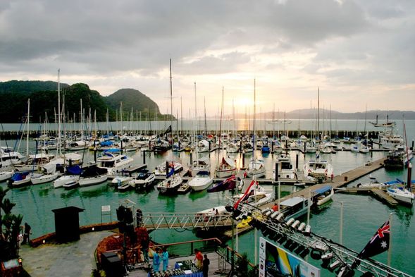 DEPART FROM ROYAL YACHT CLUB