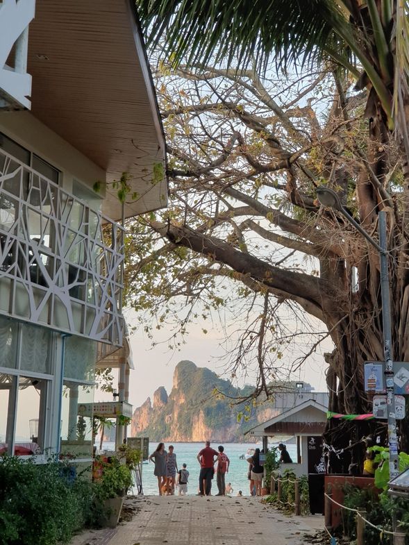 日落時分我們將在島嶼欣賞泰國最美的日落美景。