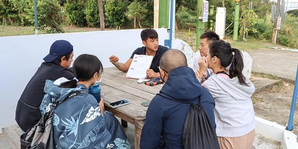 教練宣導下水前注意事項