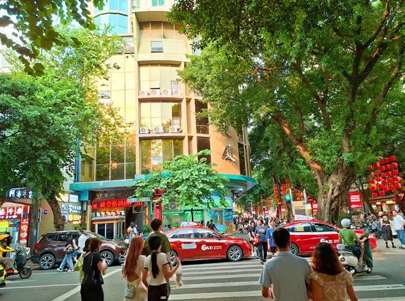 Peijinglu Street Market