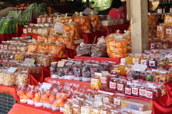 尊游带您去茵他偎山何孟市塌,自由參觀及赌置时令水果、果酒、野蜂蜜、富地服