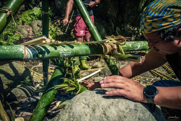 製作竹子碳烤煙燻架