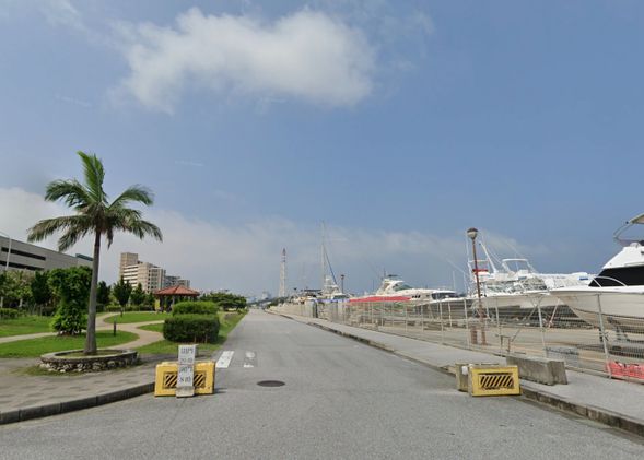 こちらが入り口となります。