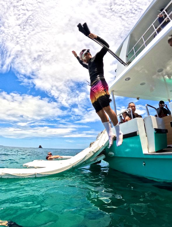 前往海星灣探索