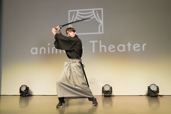 1人でもみんなで一緒でもOKですよ。