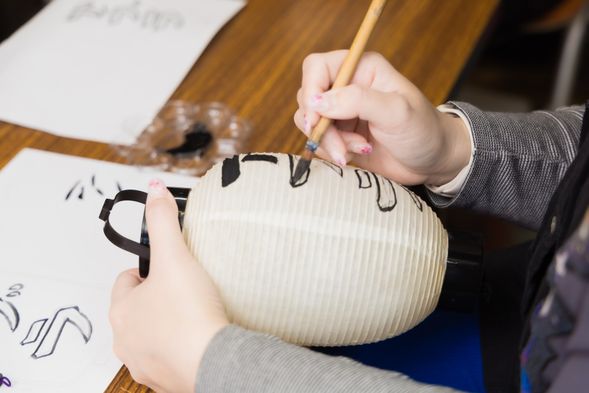 縁取りを塗りつぶします。職人に下書き・縁取りをお任せした人はここからスタートです。