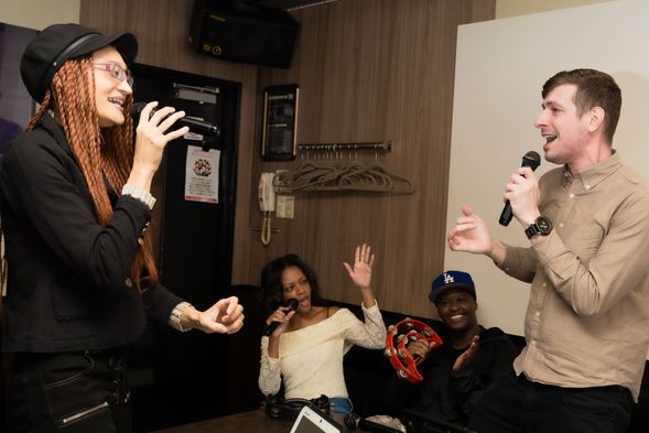 ・散策したあとは、カラオケを楽しんでみませんか。