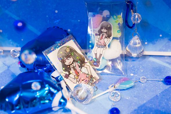 このカフェでしか買えない限定グッズもあるよ!