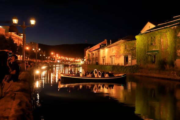 揺らめくガス灯がノスタルジック!