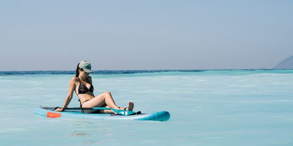 享受被牛奶海包圍的美景