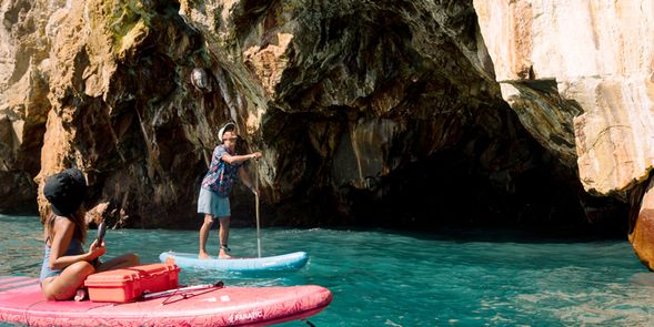 不止海底溫泉令人讚嘆,跟著我們用SUP接近探索龜山島的面貌
