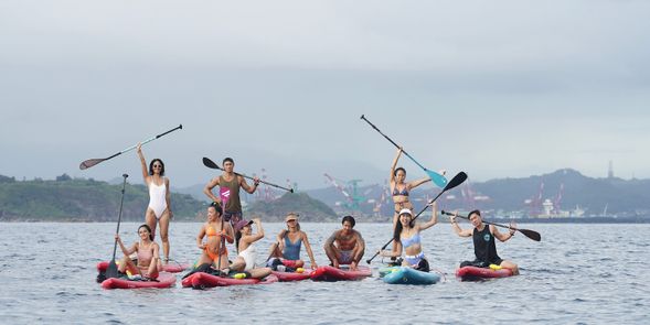 從基隆嶼眺望台灣本島,原來從海上看回去的基隆這麼熱鬧與繁忙