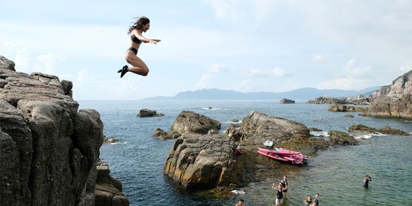 如果你有冒險與愛刺激的心,挑戰各種高度跳水(跳水有一定風險請自行評估)