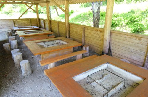 【第2バーベキュー場(バーベキュー小屋)】