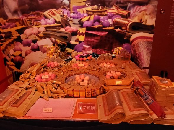 展示了很多傳統宮廟習俗