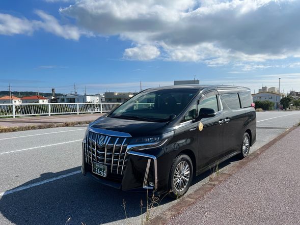 七人座包車
車型:ALPHARD (6人+1司機)