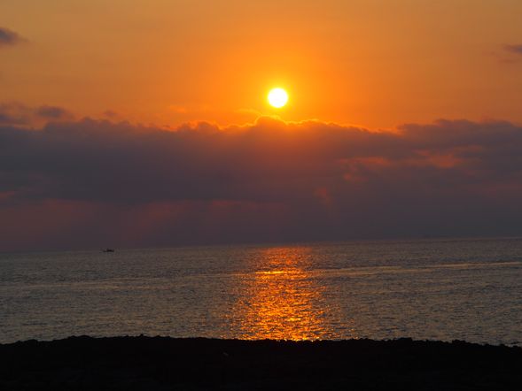 蘭嶼最南端的青青草原,四周無屏障的遼闊視野,是觀賞夕陽美景的最佳地點