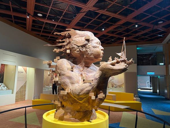 國立臺灣史前文化博物館~臺灣東部唯一的國家級博物館,互動感的裝置設計與空間舒適度,傲視國際。走訪三大展廳(臺灣史前史廳、南島廳、臺灣自然史廳),讓您更認識史前人的故事、南島文化以及臺灣誕生的祕密。