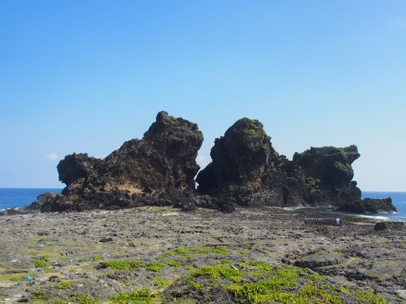 蘭嶼環島觀光,著名【雙獅岩】