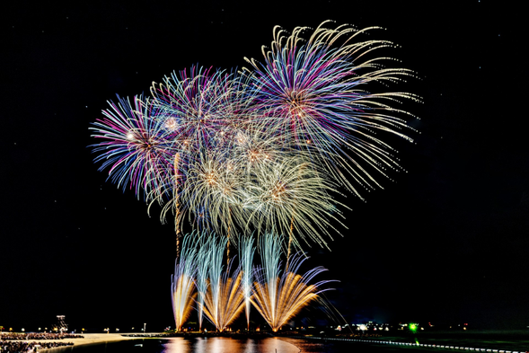 煙火第二場(20:30~20:50)