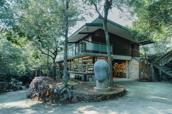 【第1堂|雕塑的種子】
✦透過藝術美學導論與感官開發練習,探索創作靈感,並製作個人創作原型的陶土小模型,為後續石雕作品種下「創作種子」