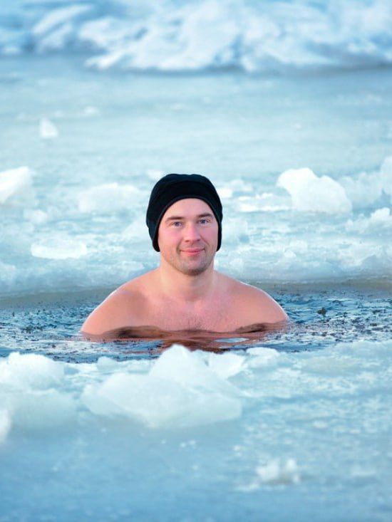 冬季貝加爾湖冰潛