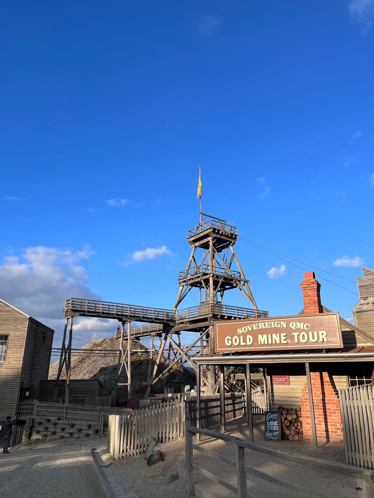 成人_下礦體驗-英文