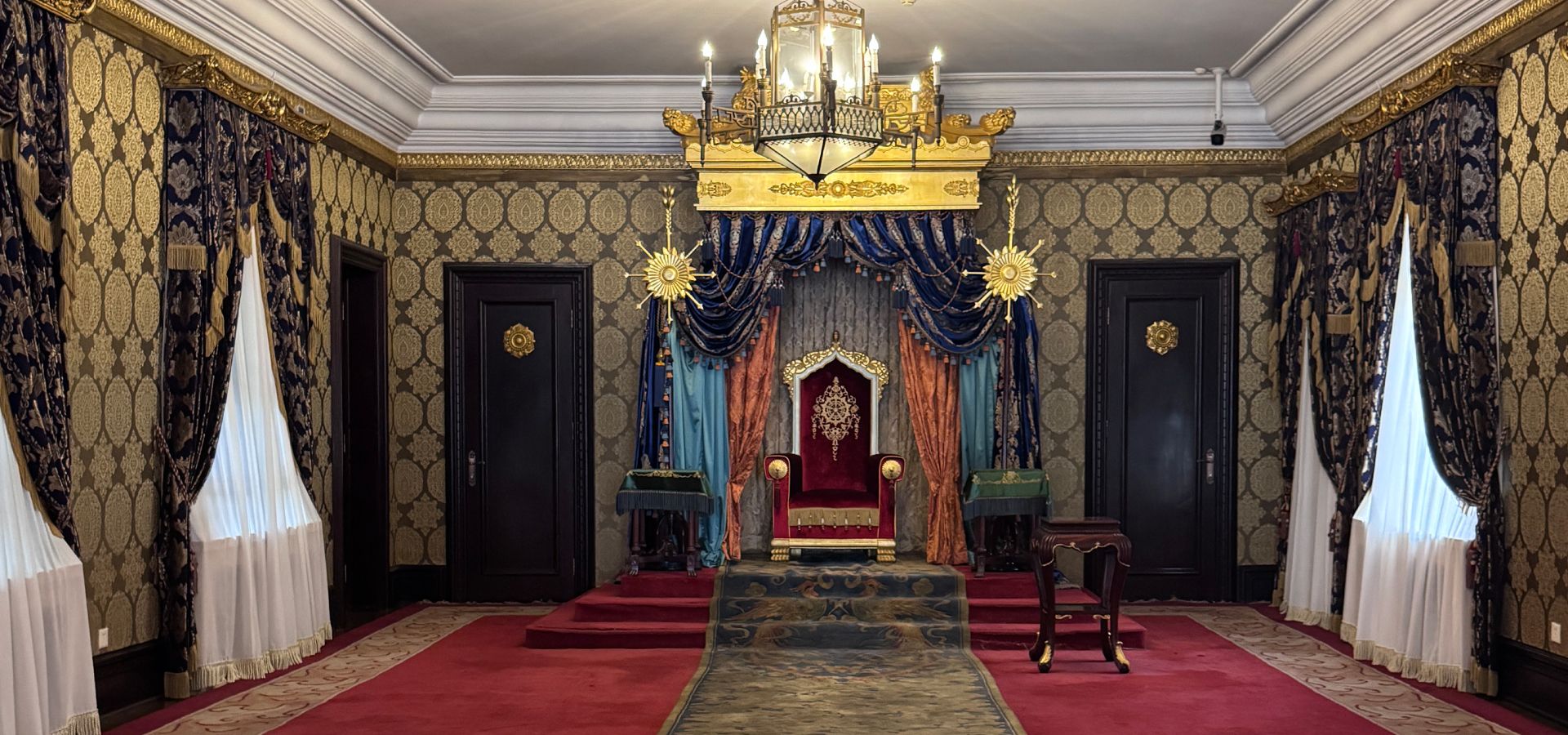 偽皇宮導覽-中文