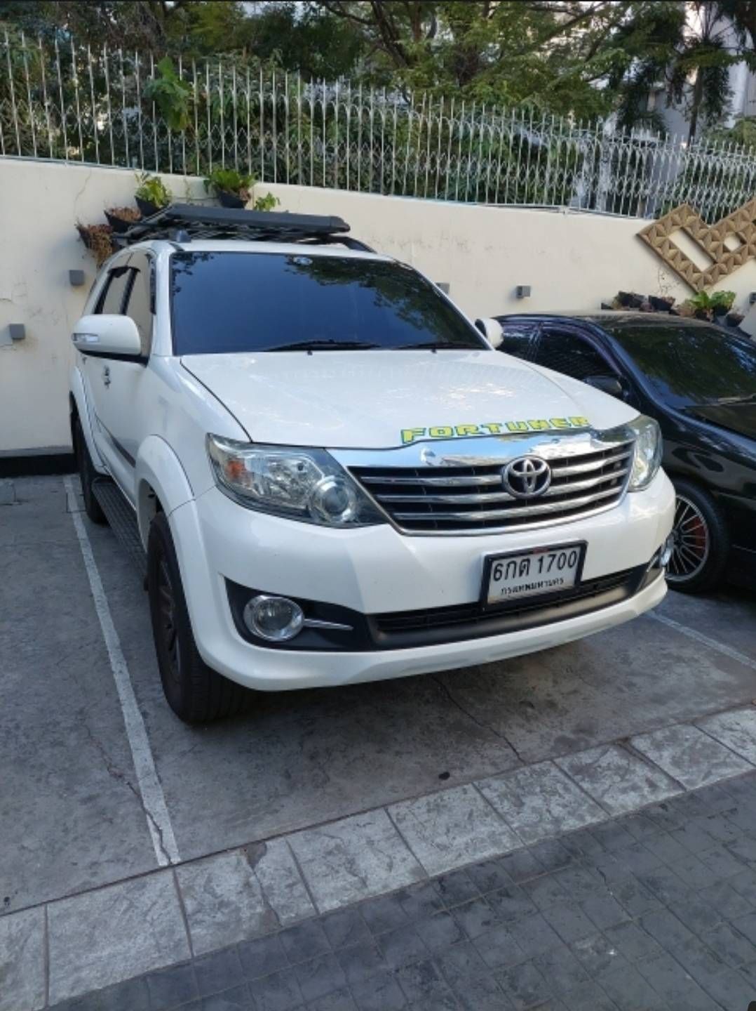 Private Pick up at hotel in Bangkok 2-4Seat