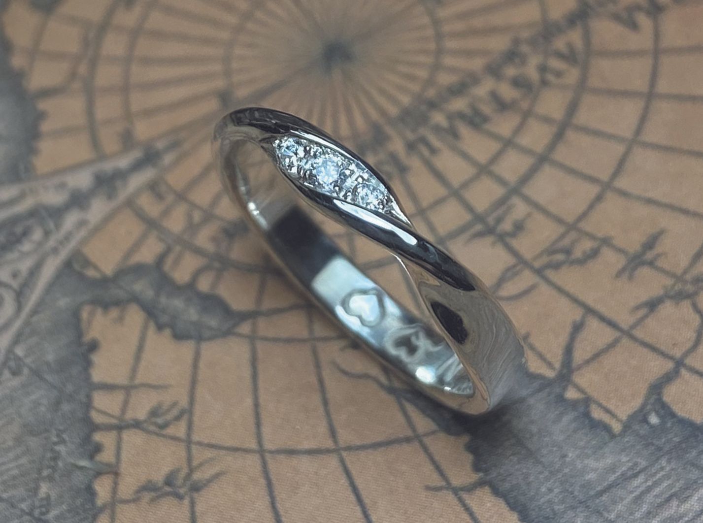 鑲1分鋯石(一顆可當天帶走/兩顆以上需留下加工)