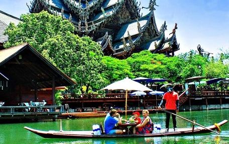 划船體驗(Row Boat Ride)
