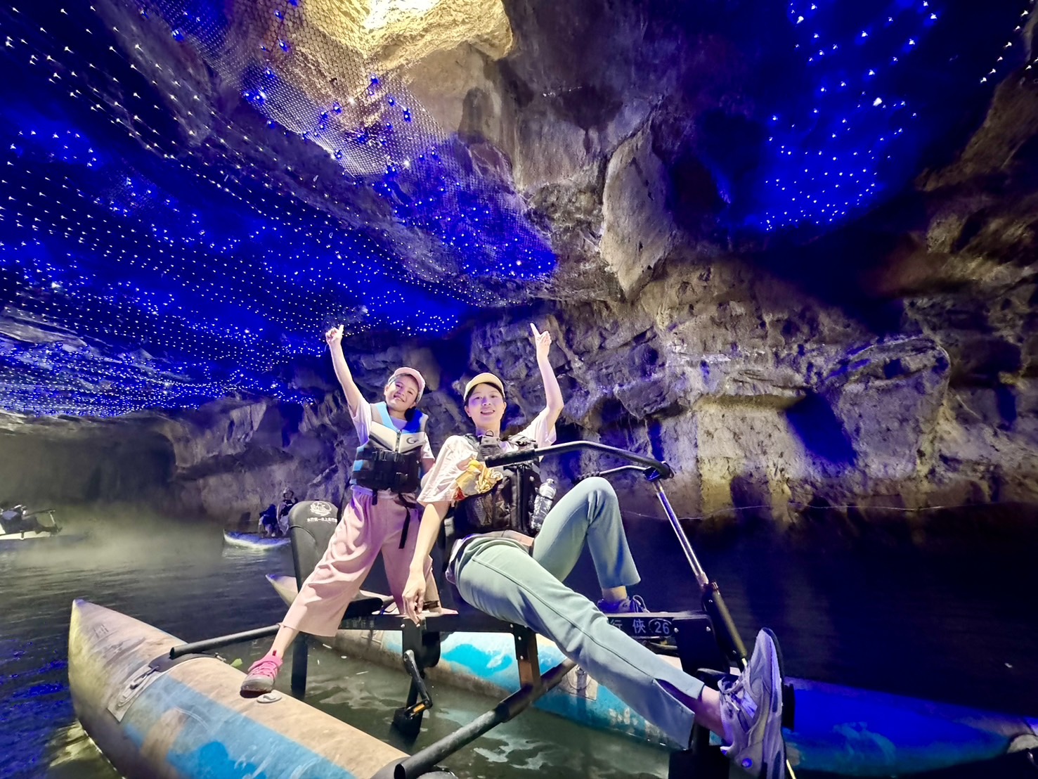 水行俠_水上自行車