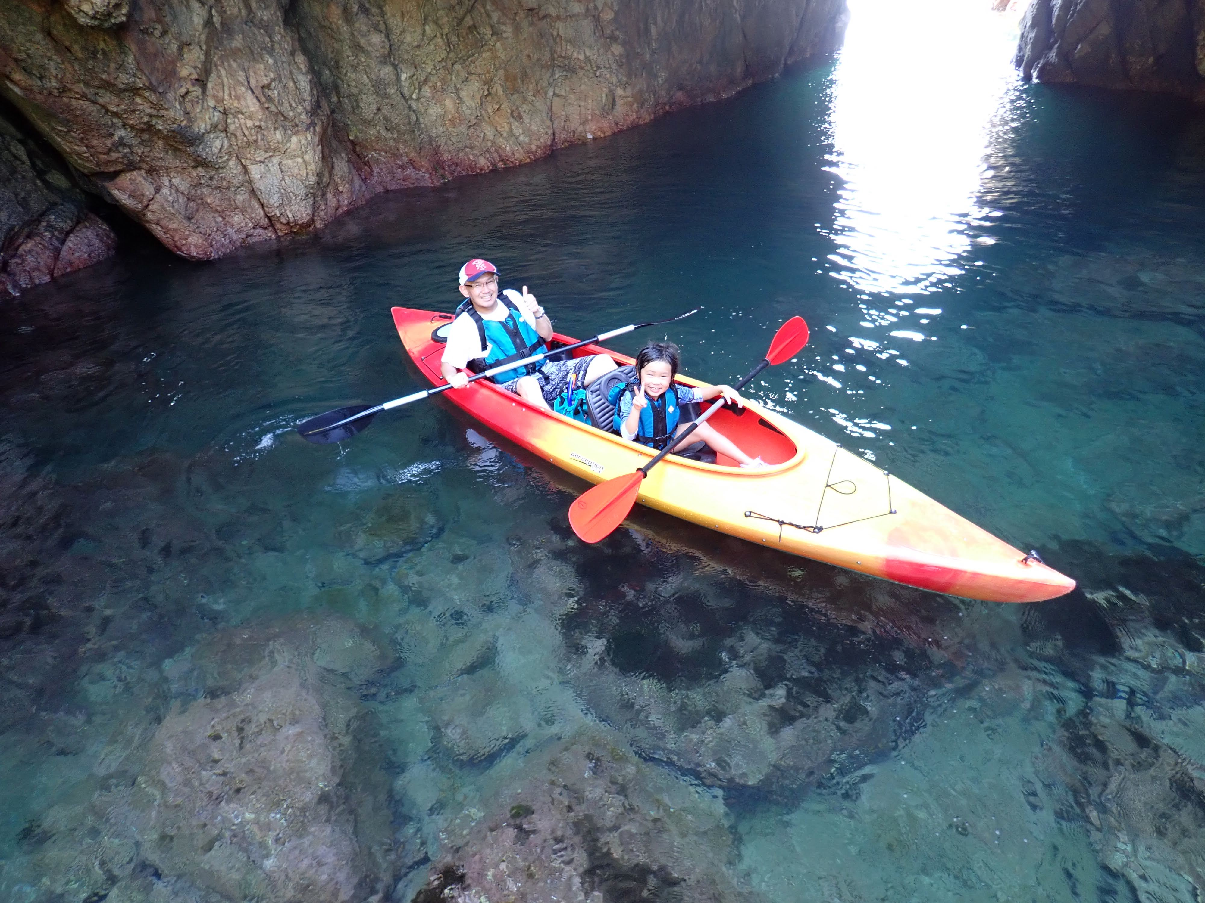 Enjoy Sea kayak in the crystal clear waters of Tottori