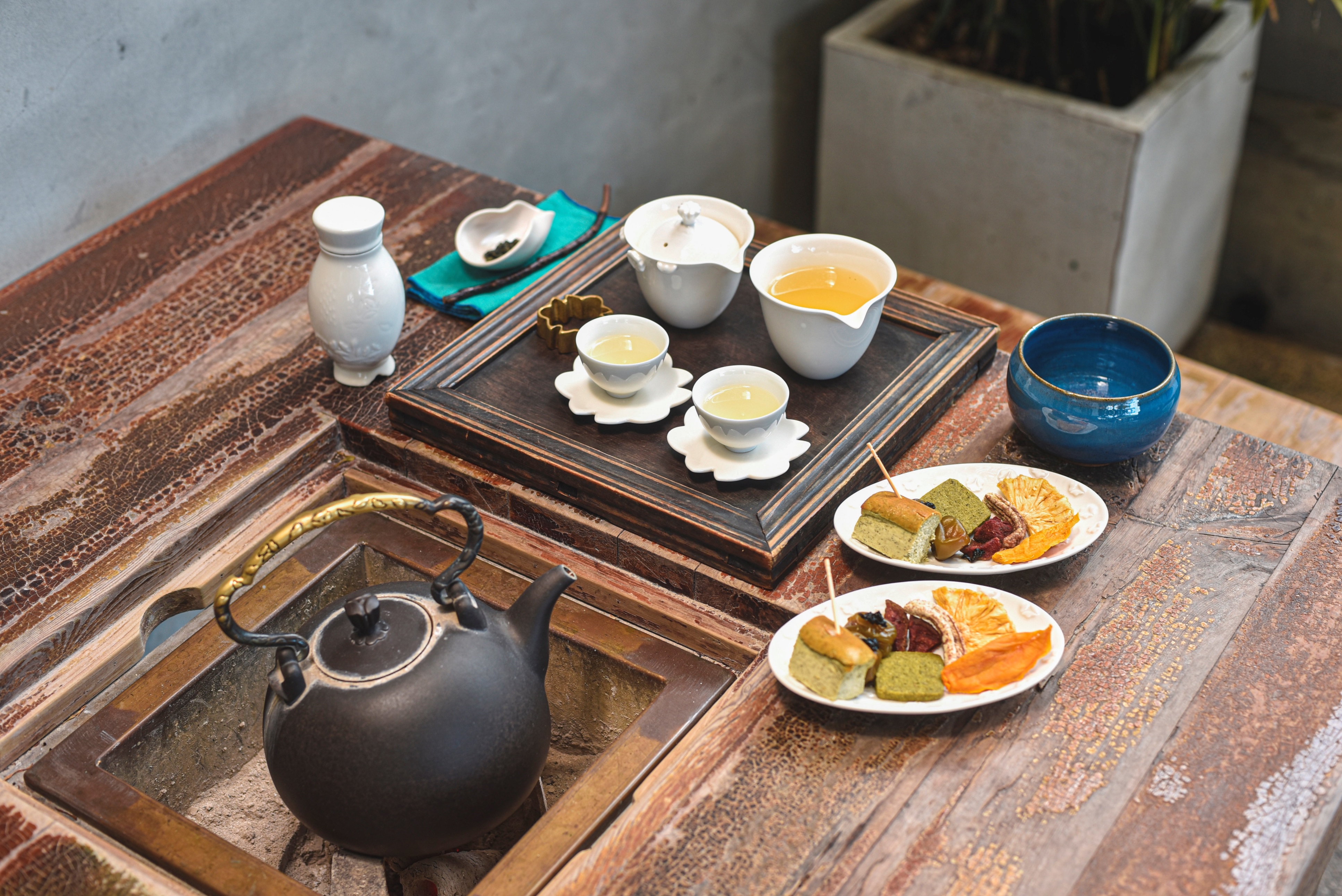 九份茶坊の土瓶です　茶器　台湾　景徳鎮　奇古堂 九份茶坊の土瓶です 茶器 台湾 景徳鎮 奇古堂（台湾九份「九份茶